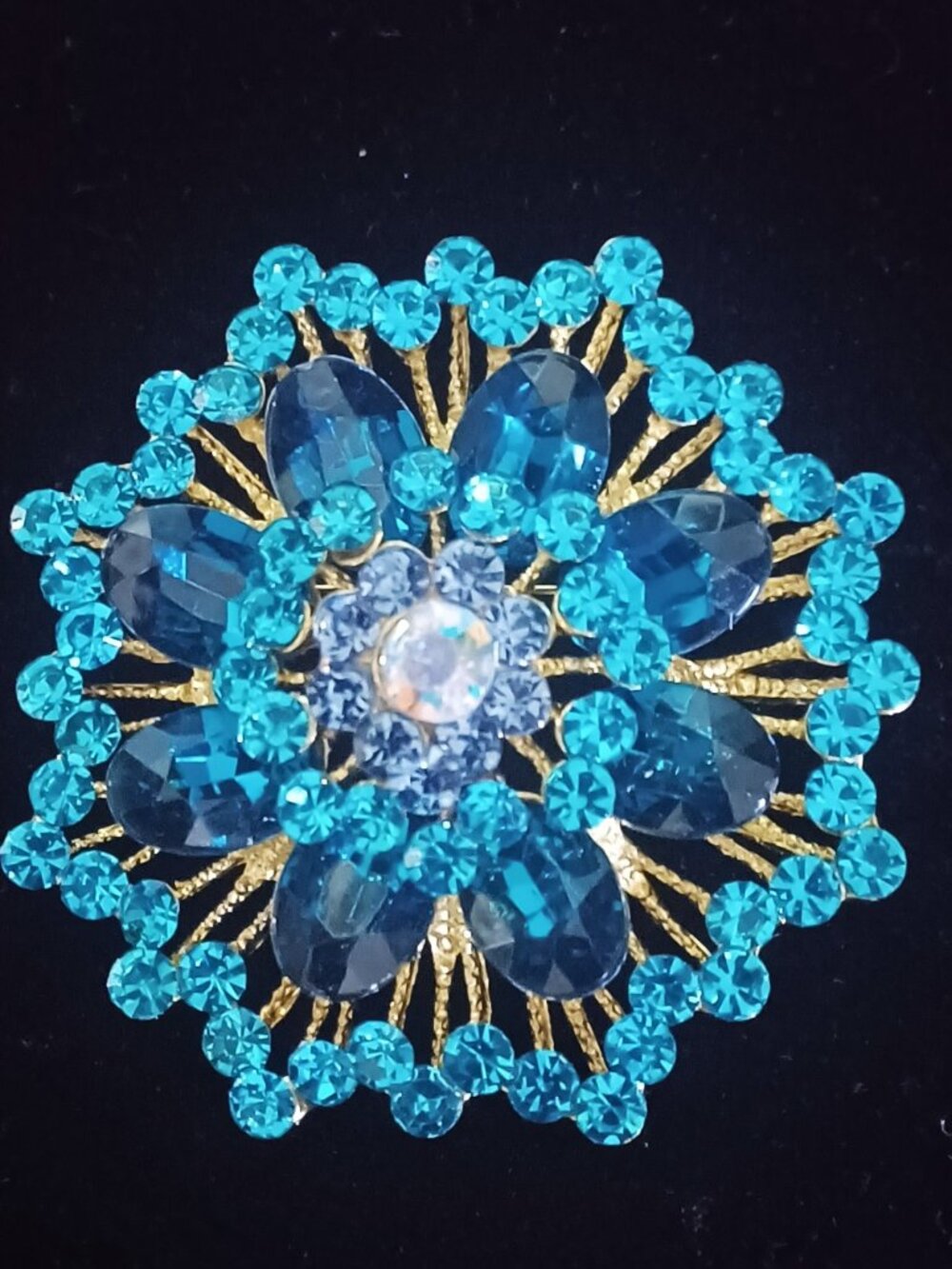 Showy Blue Brooch